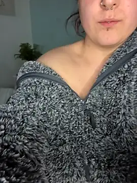 Saucy-Serenity online show from 13, 3, 2025