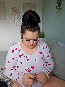 Saucy-Serenity online show from 28, 3, 2026