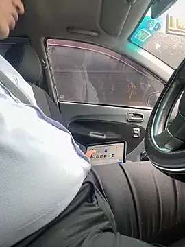 dam-her-boy online show from 27, 10, 2025