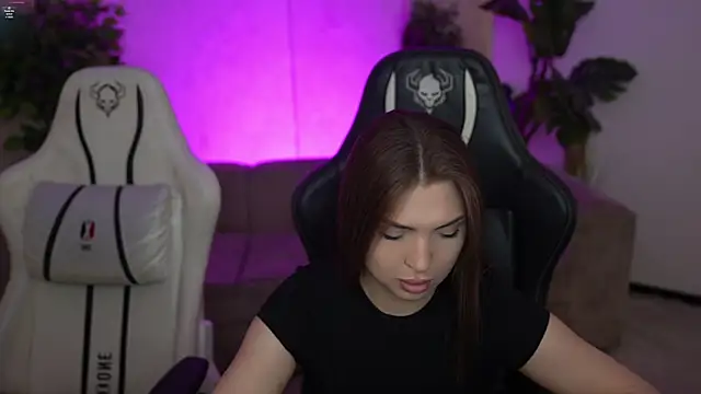 Snapshot of Billie054 chatting on 23, 9, 2025 Billie054 online show from 23, 9, 2025