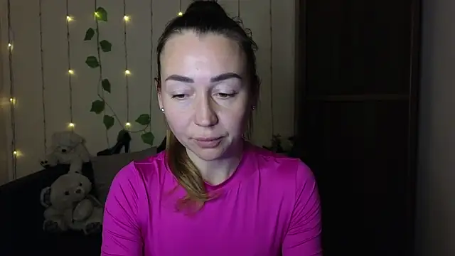 Kiss julli88I online show from 9, 3, 2025