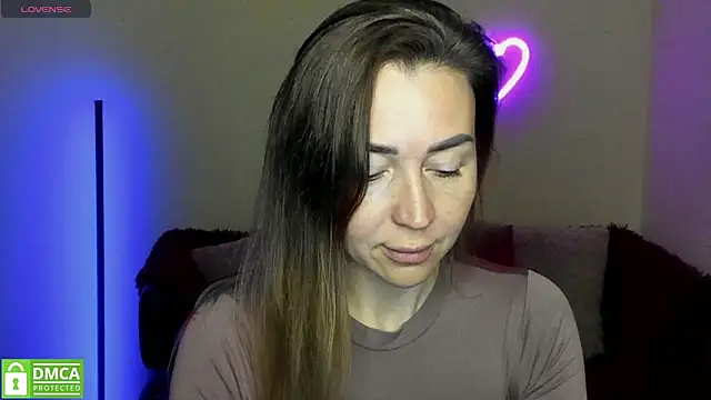 Kiss julli88I online show from 12, 3, 2025