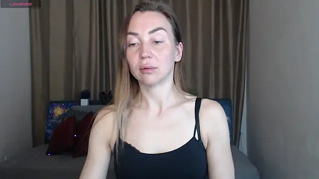 Kiss julli88I online show from 17, 3, 2025