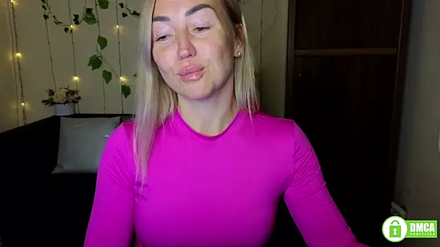 Kiss julli88I online show from 26, 9, 2025