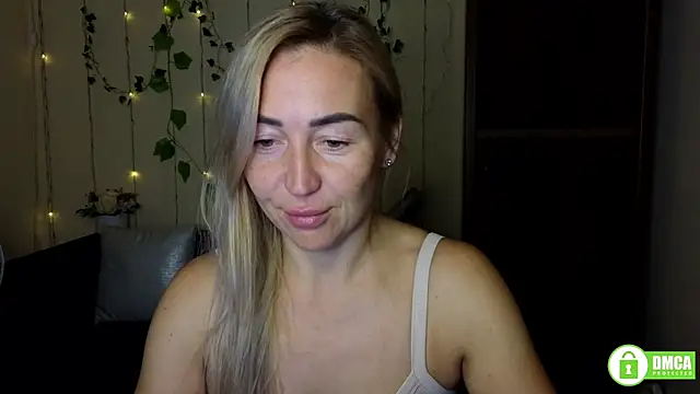 Kiss julli88I online show from 5, 10, 2025