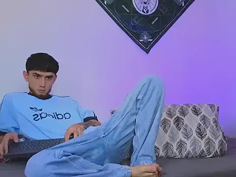 samevansx  online show from 30, 9, 2025