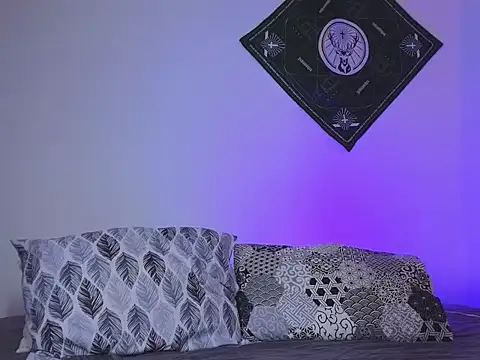 samevansx  online show from 16, 10, 2025