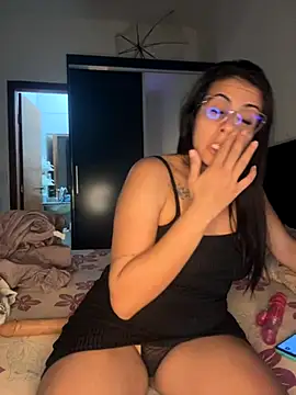 Snapshot of jheicylli chatting on 24, 10, 2025 jheicylli online show from 24, 10, 2025