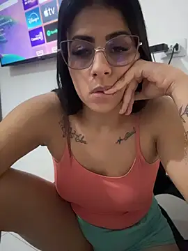 jheicylli online show from 28, 6, 2026