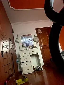 Luna-nevada online show from 8, 1, 2026