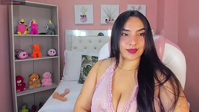 Snapshot of Sophie_Grays_ chatting on 27, 4, 2026 Sophie Grays online show from 27, 4, 2026