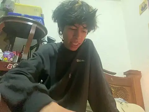 kirito kun online show from 18, 3, 2026