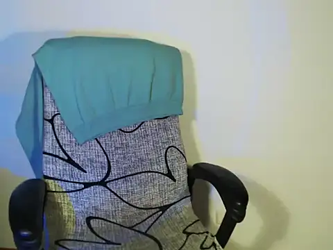 Hannah Kiim online show from 9, 3, 2026