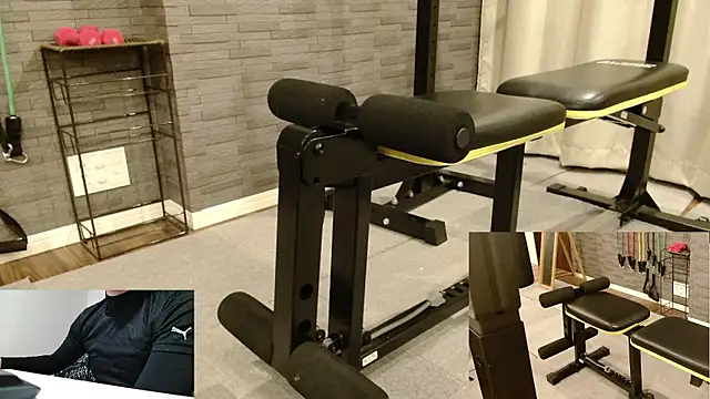 Snapshot of Stretch-man chatting on 26, 11, 2025 Stretch-man online show from 26, 11, 2025