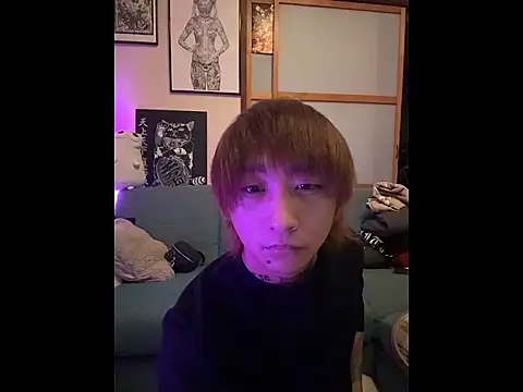 Snapshot of ryokunero chatting on 12, 11, 2025 ryokunero online show from 12, 11, 2025