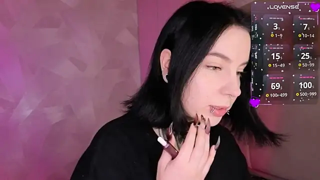 Snapshot of yourvodka chatting on 27, 5, 2026 yourvodka online show from 27, 5, 2026