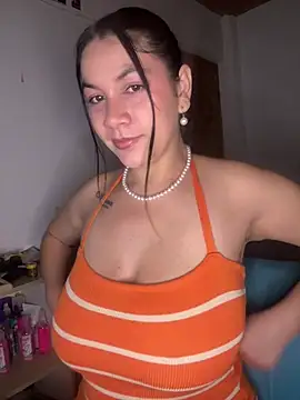 Snapshot of roldanmary chatting on 30, 7, 2026 roldanmary online show from 30, 7, 2026