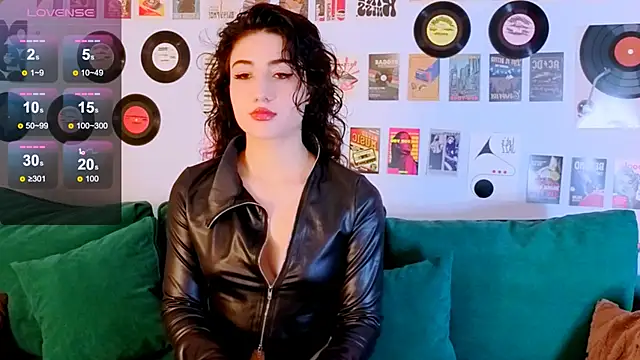 Snapshot of Maya_Rogerss chatting on 4, 5, 2026 Maya Rogerss online show from 4, 5, 2026