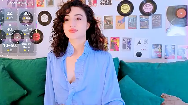 Snapshot of Maya_Rogerss chatting on 13, 5, 2026 Maya Rogerss online show from 13, 5, 2026