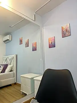 SophiaQueens online show from 11, 7, 2026