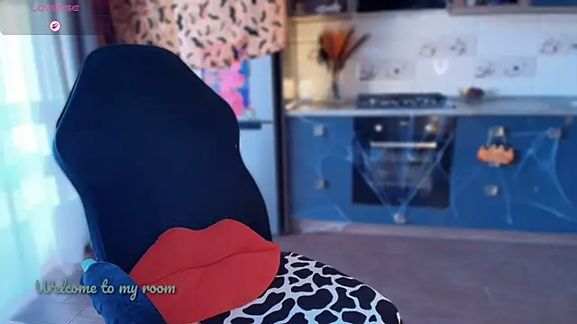 emlana online show from 25, 10, 2025