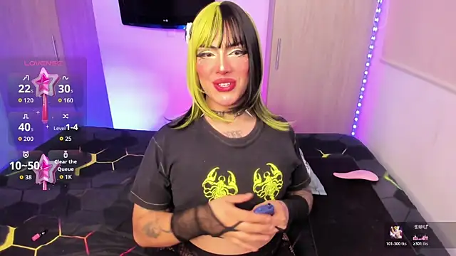 Snapshot of Sophie_whitexxx chatting on 21, 4, 2026 Sophie whitexxx online show from 21, 4, 2026