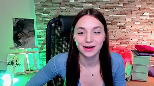 Snapshot of OlgaPetrova chatting on 12, 3, 2025 OlgaPetrova online show from 12, 3, 2025