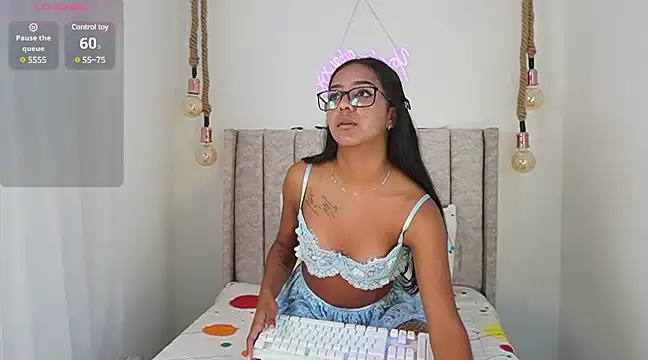 Snapshot of sofi_grisaless chatting on 20, 3, 2025 sofi grisaless online show from 20, 3, 2025