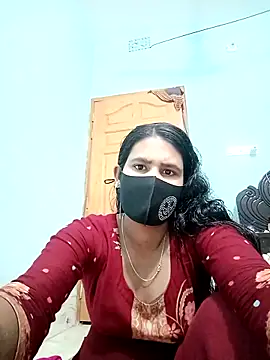 Snapshot of Hot-Nipa chatting on 13, 3, 2025 Hot-Nipa online show from 13, 3, 2025