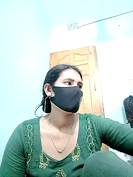 Snapshot of Hot-Nipa chatting on 14, 3, 2025 Hot-Nipa online show from 14, 3, 2025