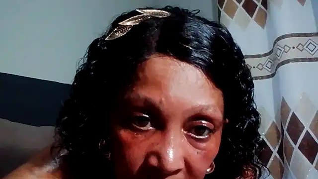 JuicyBigClitt online show from 8, 10, 2025