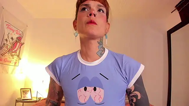 Alessamoth online show from 28, 10, 2025