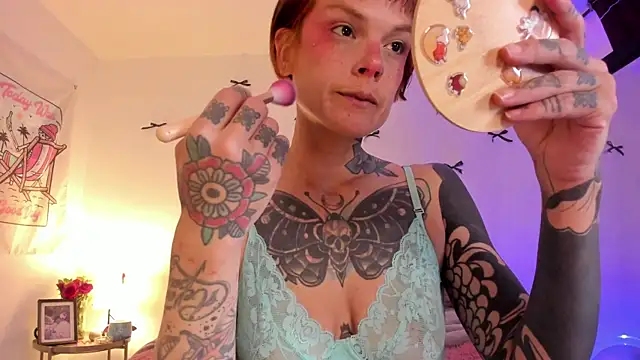 Alessamoth online show from 12, 4, 2026