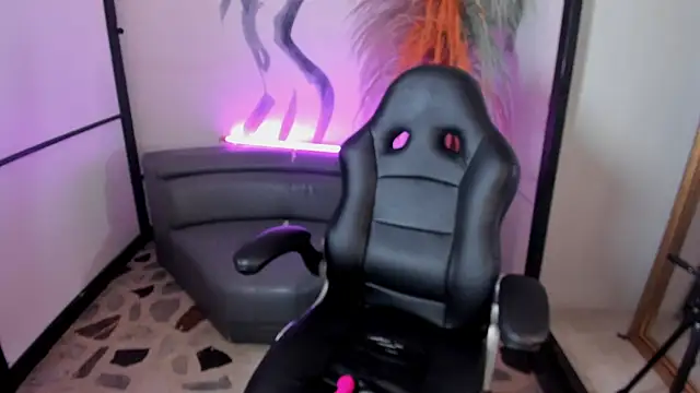 Snapshot of VanessaScott_ chatting on 26, 10, 2025 VanessaScott online show from 26, 10, 2025