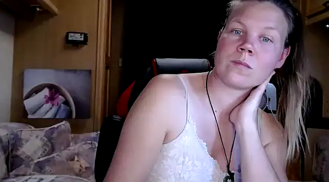 CallMeMaria online show from 28, 12, 2024