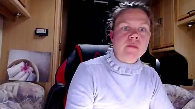 CallMeMaria online show from 11, 1, 2025