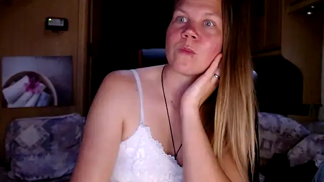 CallMeMaria online show from 11, 1, 2025