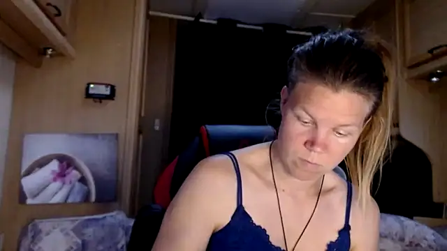 CallMeMaria online show from 13, 1, 2025