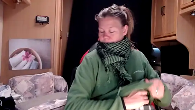 CallMeMaria online show from 16, 1, 2025