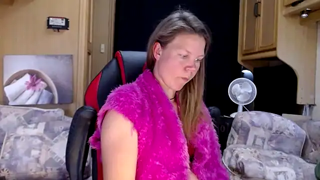 CallMeMaria online show from 17, 1, 2025