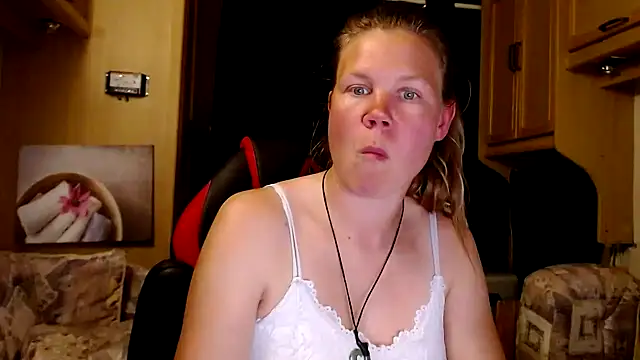 CallMeMaria online show from 18, 1, 2025