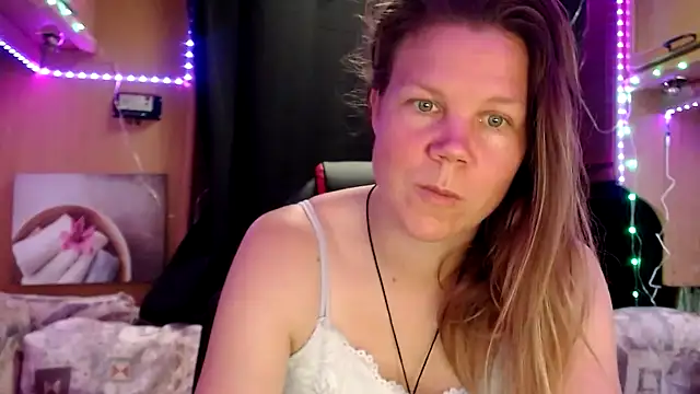 CallMeMaria online show from 25, 1, 2025