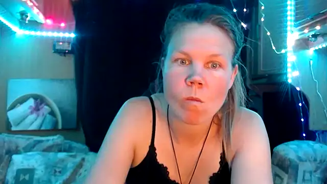 CallMeMaria online show from 26, 1, 2025