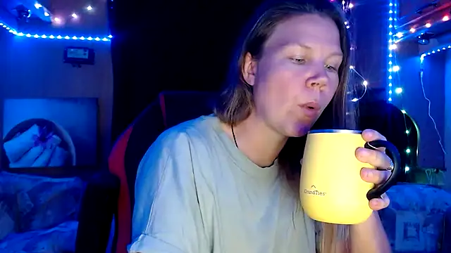 CallMeMaria online show from 28, 1, 2025