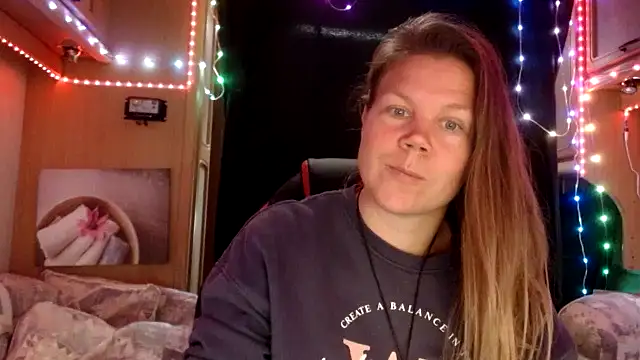 CallMeMaria online show from 3, 2, 2025