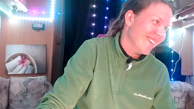 CallMeMaria online show from 24, 2, 2025