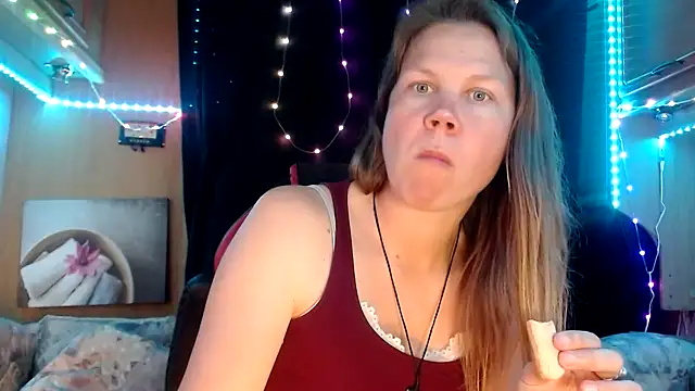 CallMeMaria online show from 26, 2, 2025