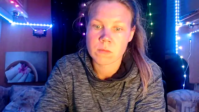 CallMeMaria online show from 27, 2, 2025