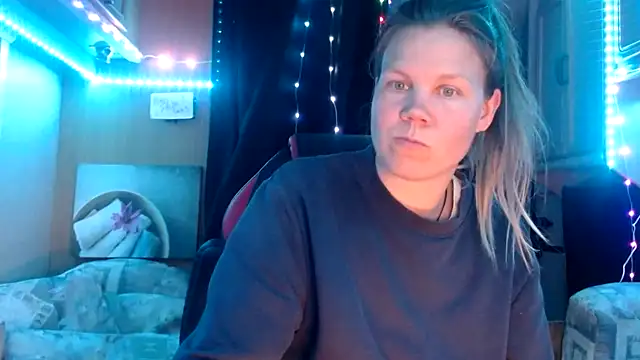 CallMeMaria online show from 2, 3, 2025