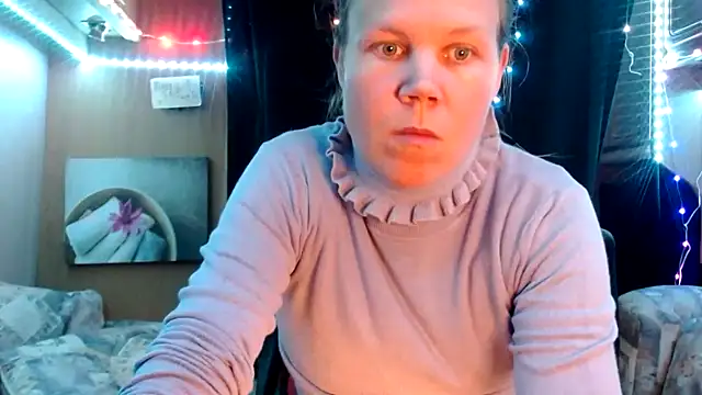 CallMeMaria online show from 7, 3, 2025